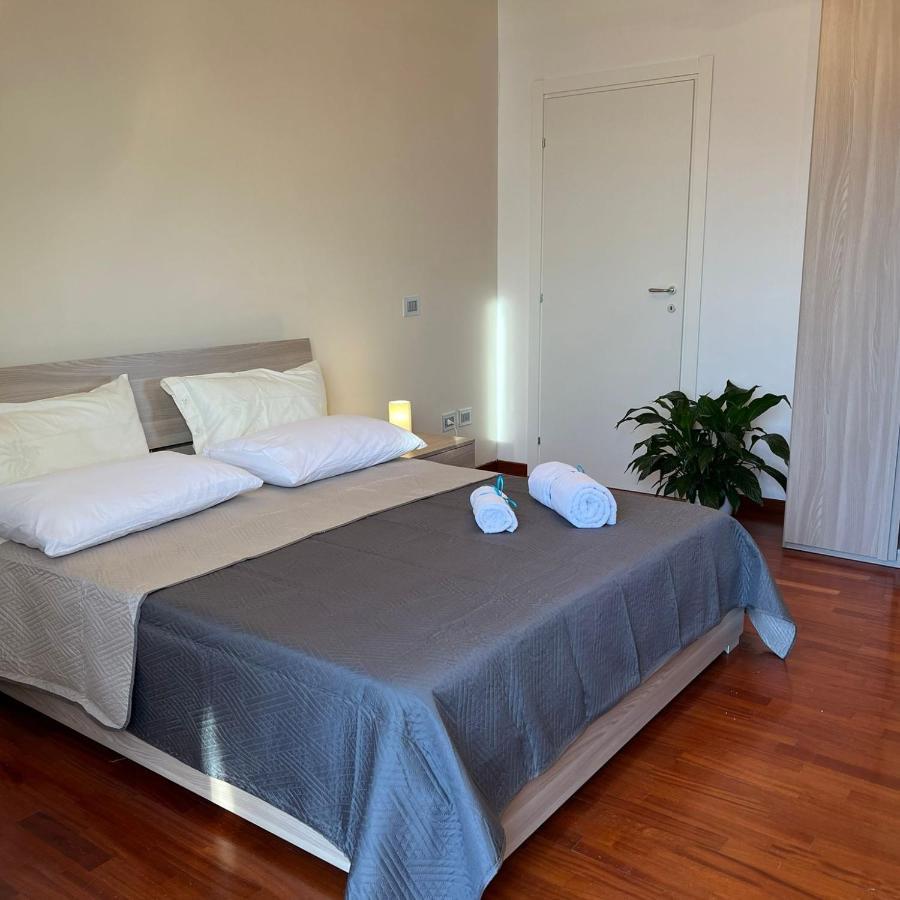 カステッランマーレ・ディ・スタービア Vip Sul Mare Bed & Breakfast エクステリア 写真