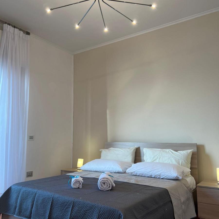 カステッランマーレ・ディ・スタービア Vip Sul Mare Bed & Breakfast エクステリア 写真